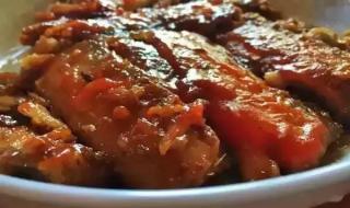 铁锅炖鱼贴饼子 铁锅炖鱼贴饼子