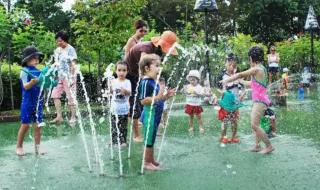 游乐场免费被挤爆